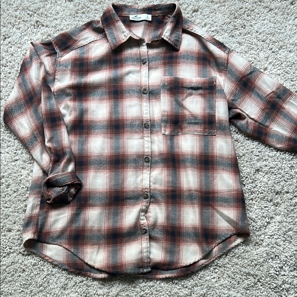Hollister Plaid Flannel - peach, Black, Cream